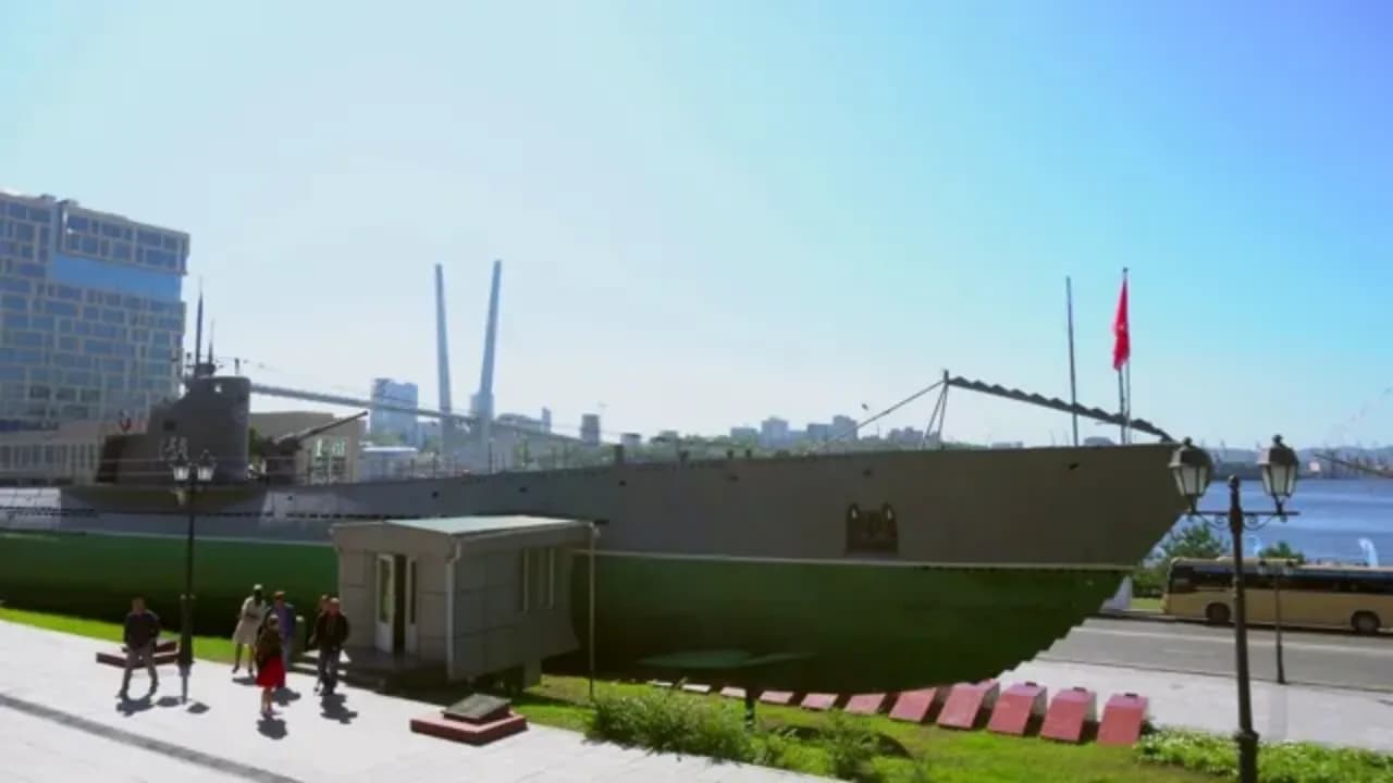 军用船